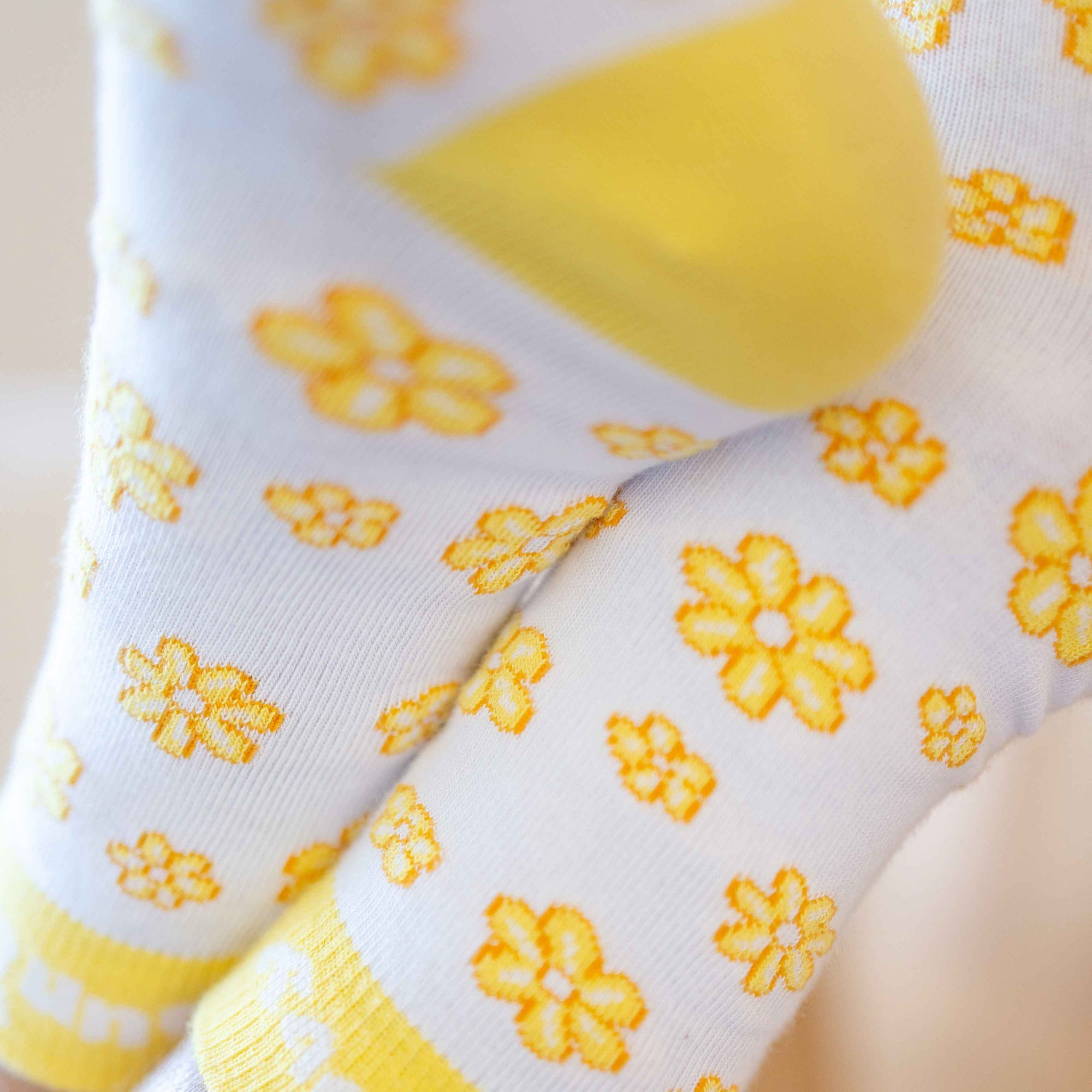 Floral Socks 3-Pack in Yellow Pink Grey